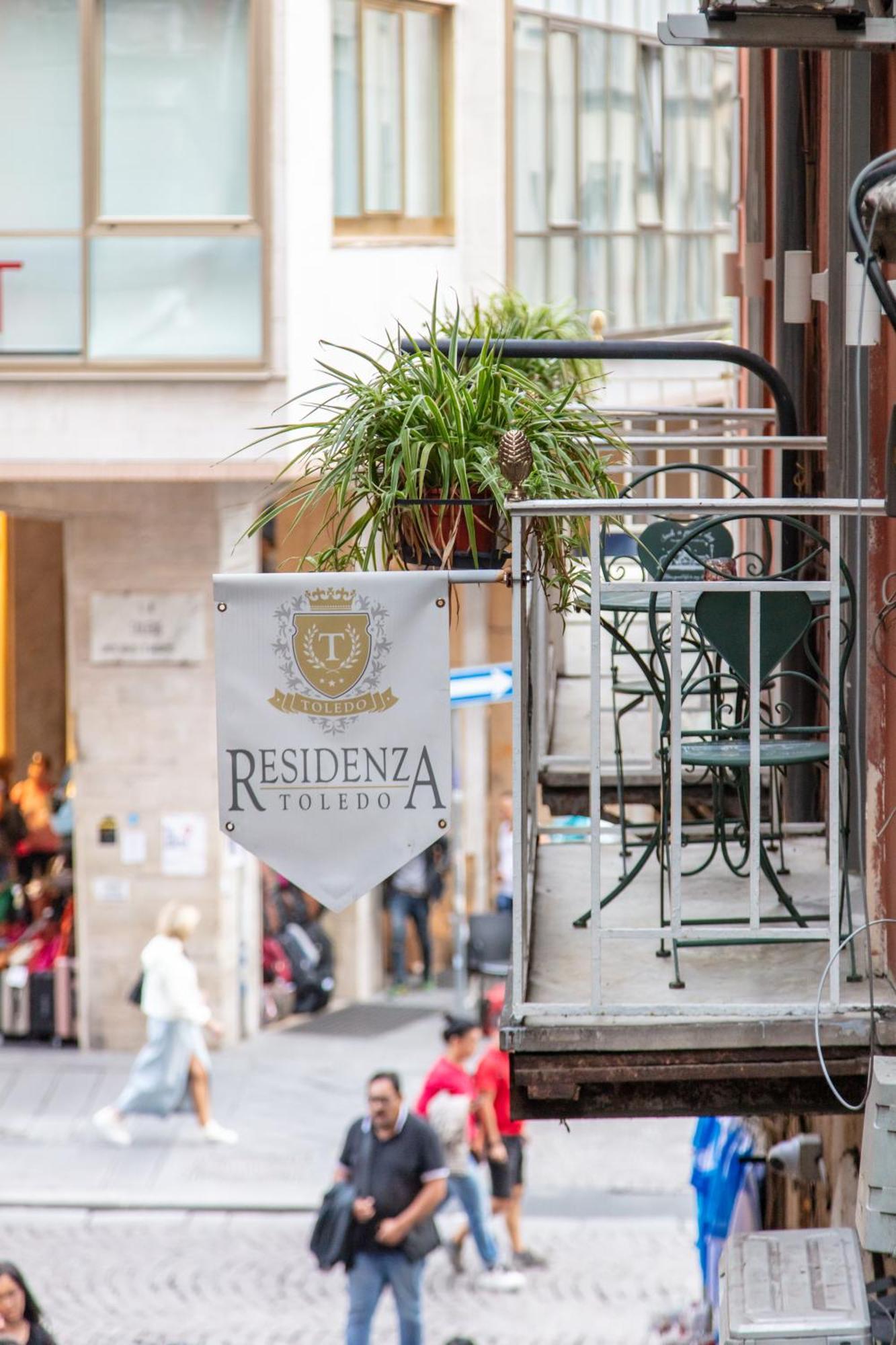 Residenza Toledo Bed and Breakfast Napels Buitenkant foto