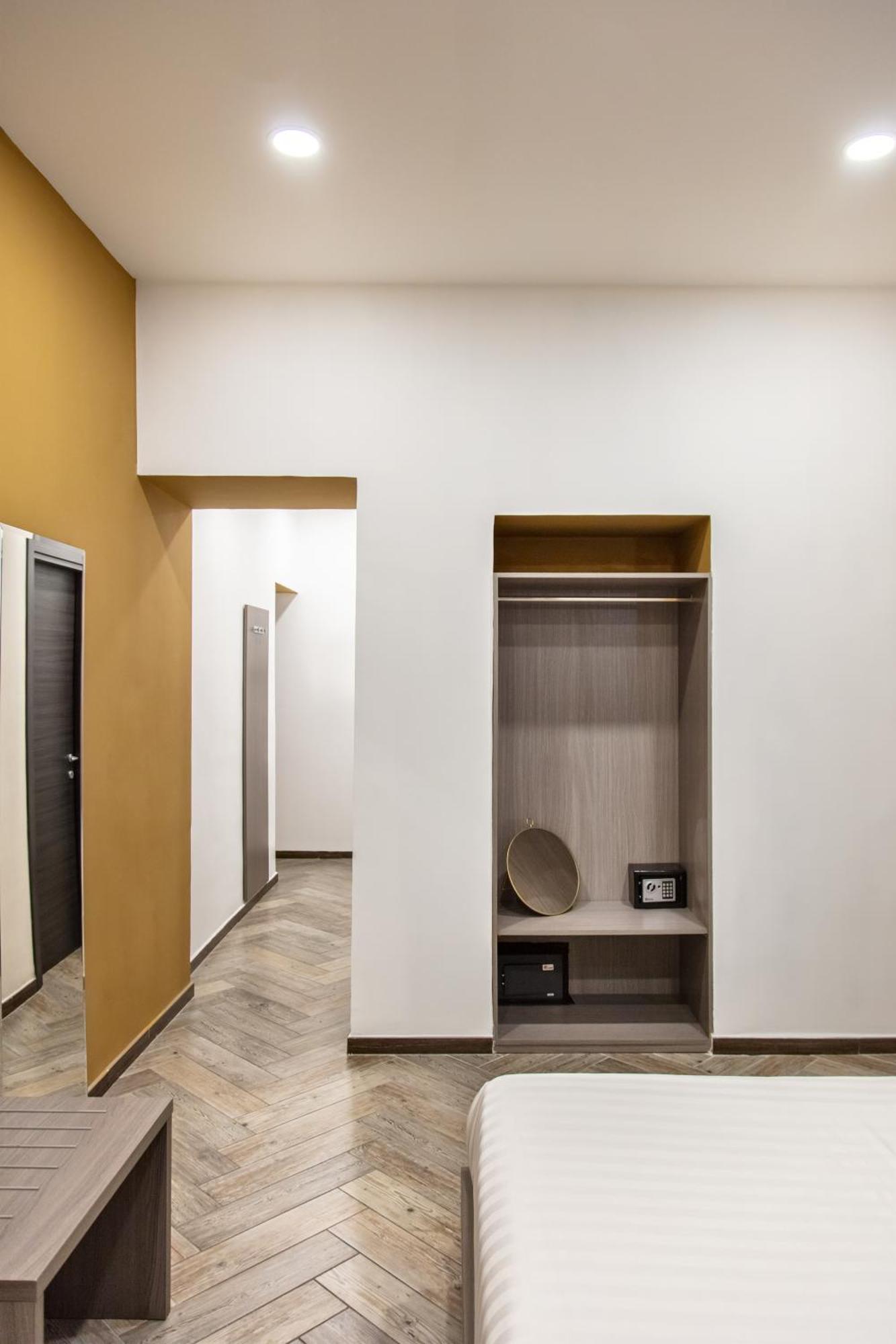 Residenza Toledo Bed and Breakfast Napels Buitenkant foto